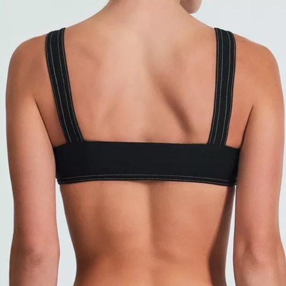 Devon Windsor - Picture 6 of 16